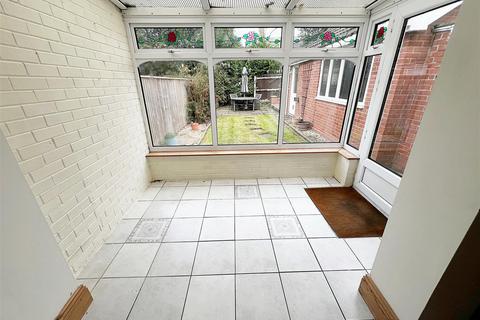 3 Old Main Road, Barnoldby Le Beck, Grimsby, DN37 0BE