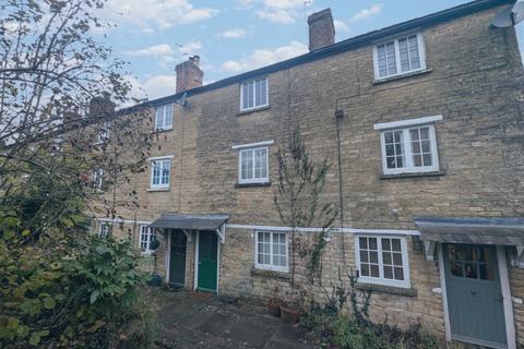 3 bedroom terraced house to rent, Alfred Terrace, Chipping Norton OX7