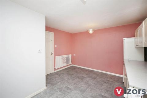 3 bedroom end of terrace house for sale, Mickleton Close, Oakenshaw, Redditch