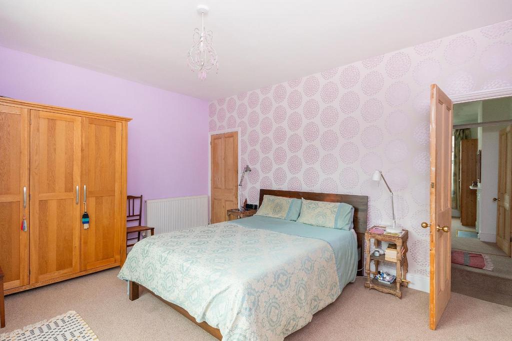 2 P0 RHD - Bedroom E.jpg
