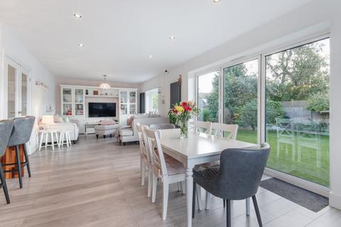 3 Orchard Close, Longfield, DA3 7JP