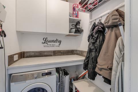 3 Orchard Close, Longfield, DA3 7JP