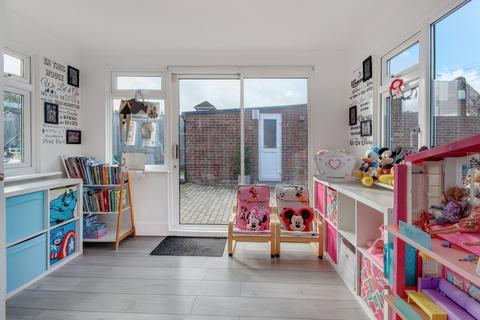 3 Orchard Close, Longfield, DA3 7JP