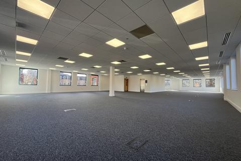 Office to rent, 106 High Street, Crawley RH10