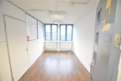 Office to rent, Crawley RH10