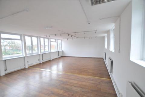 Office to rent, Crawley RH10