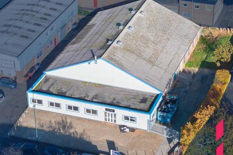 Industrial park to rent - Burgess HIll RH15