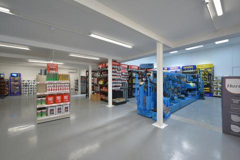 Industrial park to rent, Crawley RH10