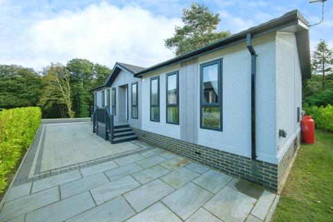 undefined, Godalming, Surrey, GU8