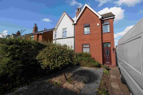 2 bedroom semi-detached house for sale, Poulton Road, Southport PR9