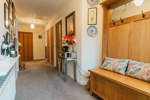 21 Anthony Drive, Thurnby, Leicester, LE7 9RA