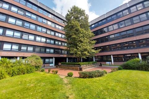 Office to rent - Wood Street, East Grinstead RH19