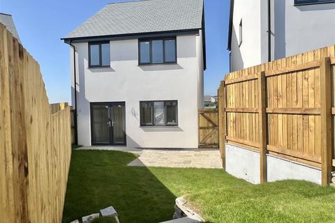 3 bedroom detached house for sale, Mulberry Way, St. Austell