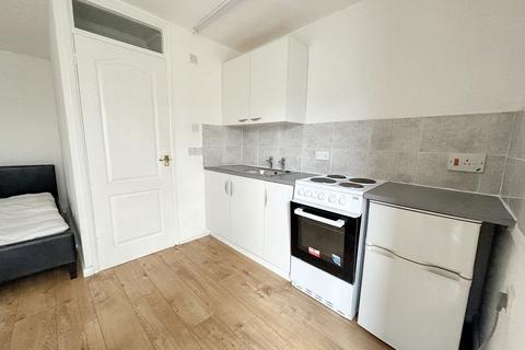 1 bedroom flat for sale, Winchester