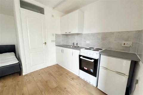 1 bedroom flat for sale, Winchester City Centre