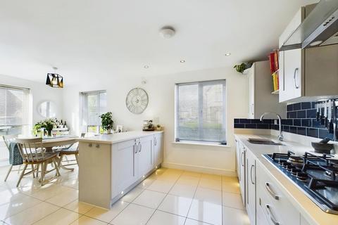 4 bedroom detached house for sale, Parsons Avenue, Southampton SO31