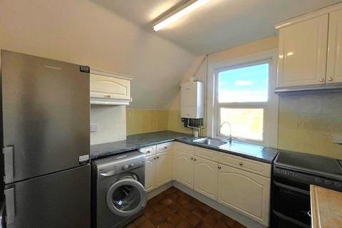 Studio to rent, Woodbridge Road, Guildford GU1