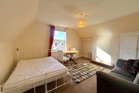 undefined, Woodbridge Road, Guildford GU1
