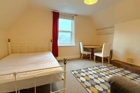 undefined, Woodbridge Road, Guildford GU1