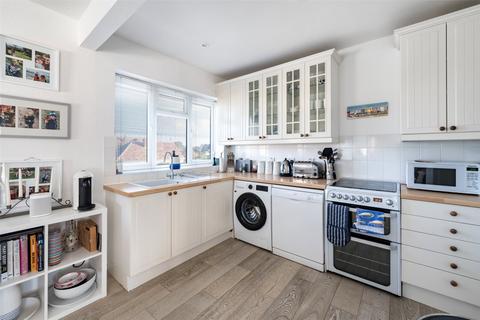 4 bedroom flat for sale, South Drive, Ferring, Worthing, West Sussex, BN12