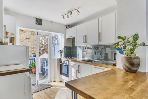 2 bedroom flat for sale, Simpson Street, Battersea