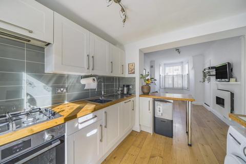 2 bedroom flat for sale, Simpson Street, Battersea