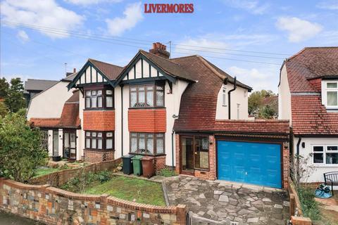 3 bedroom semi-detached house for sale, Lingfield Avenue, Dartford