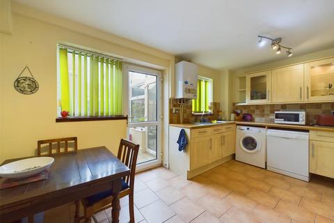 3 bedroom semi-detached house for sale, Wye Head Close, Buxton