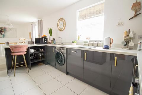 1 Wilfrid Lane, Great Denham, Bedford, MK40 4SW