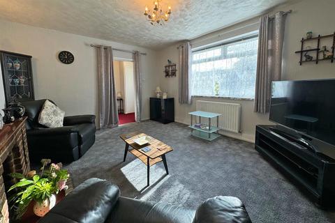 61 Aarons Hill, Godalming, GU7 2LH