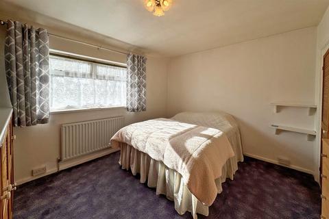 61 Aarons Hill, Godalming, GU7 2LH
