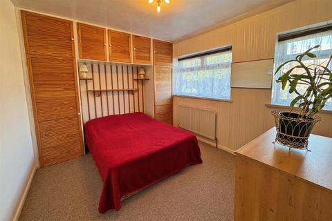 61 Aarons Hill, Godalming, GU7 2LH