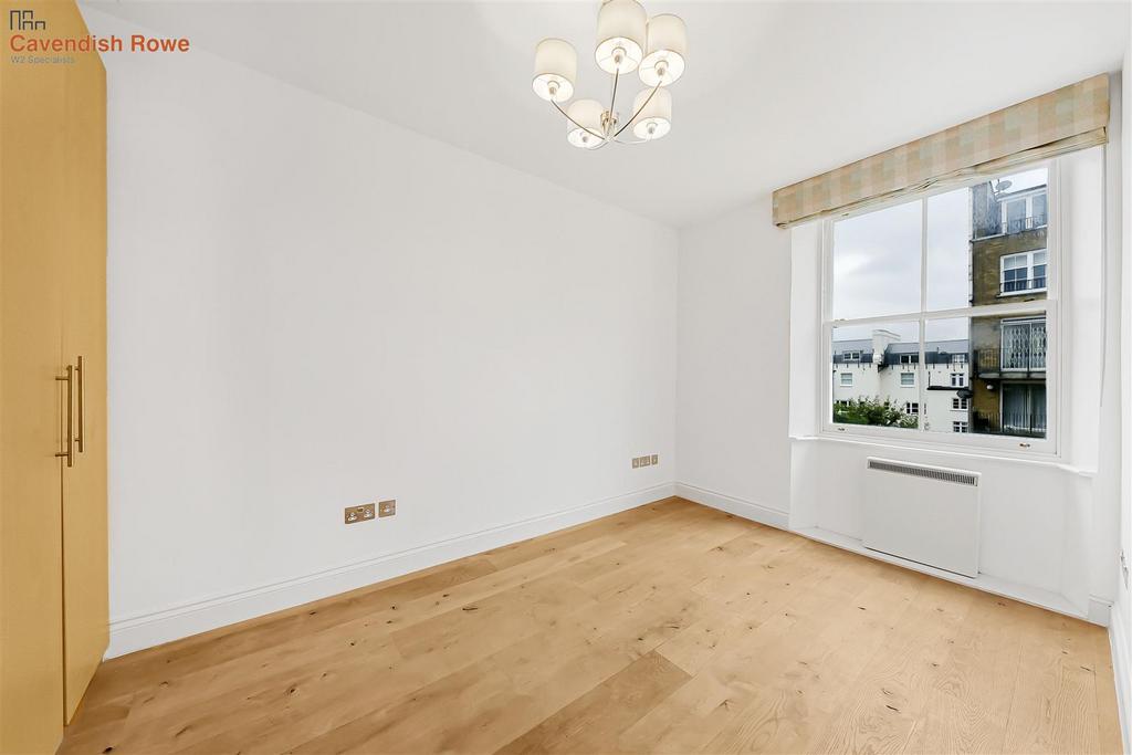 Bedroom 1.jpg