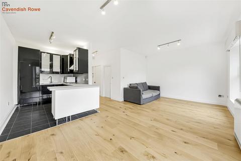 2 bedroom apartment to rent, Queens Gardens, London