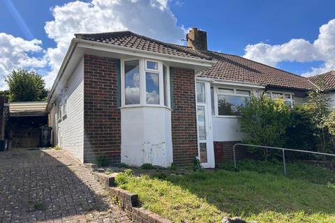 2 bedroom semi-detached bungalow to rent, Highfield Crescent, Brighton BN1