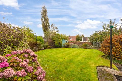 61 Roull Road, Edinburgh, EH12 7JR