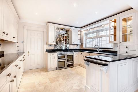 Sanibel Bennetts Lane, Hawarden, Deeside, CH5 3HG