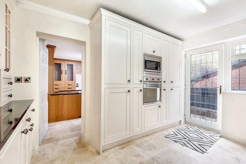 Sanibel Bennetts Lane, Hawarden, Deeside, CH5 3HG