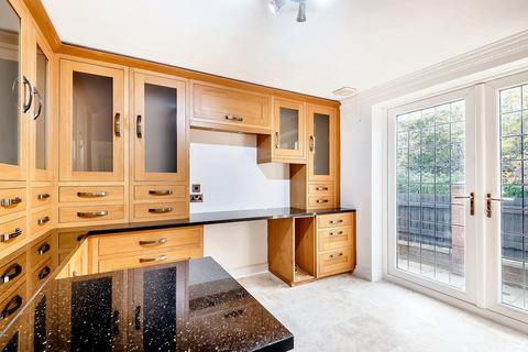 Sanibel Bennetts Lane, Hawarden, Deeside, CH5 3HG