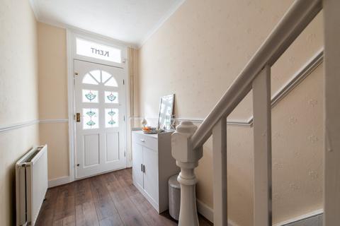 15 Napier Road, Northfleet, Gravesend, DA11 7BZ