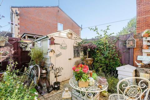 3 Foxes Close, Mancot, Deeside, CH5 2EX