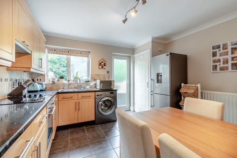 4 Field View, Mancot, Deeside, CH5 2EY