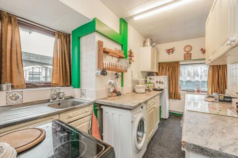 18 Caernarvon Close, Shotton, Deeside, CH5 1AR