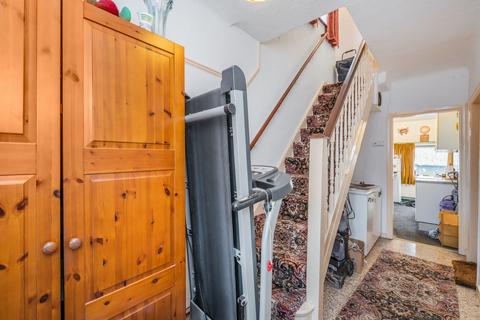18 Caernarvon Close, Shotton, Deeside, CH5 1AR