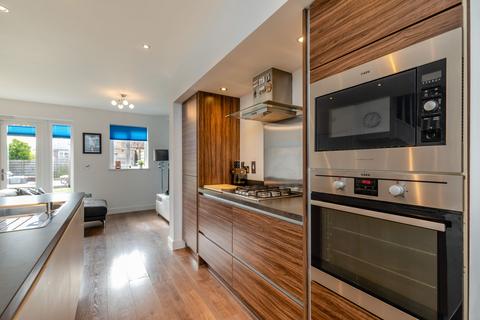 22 Bentley Avenue, Buckley, CH7 3GH