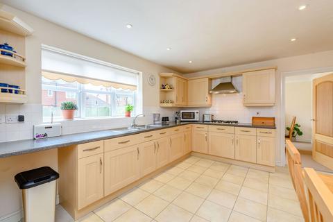 4 bedroom detached house for sale, Little Roodee, Hawarden, CH5