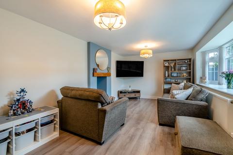 6 Cambrian Way, Ewloe, Deeside, CH5 3RE