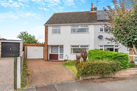 3 bedroom semi-detached house for sale, Poplar Close, Connah's Quay, CH5