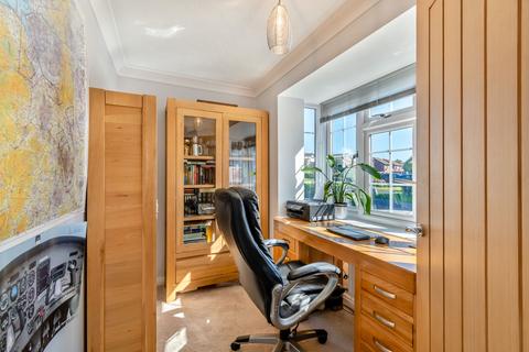 9 Eliot Close, Hawarden, Deeside, CH5 3TW