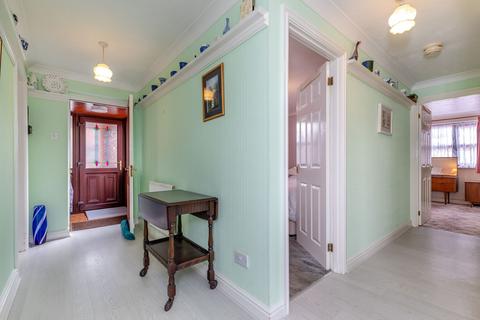 5 Crofters Way, Mancot, Deeside, CH5 2BG